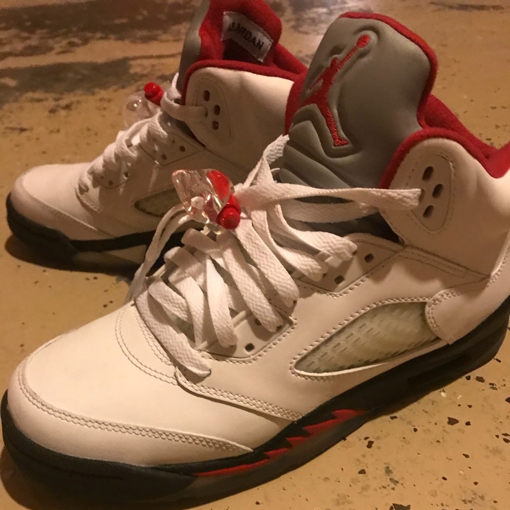 Retro Jordan 5s